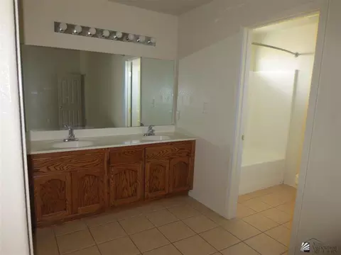 10136 E 37 St, Yuma, AZ 85365 photo 8