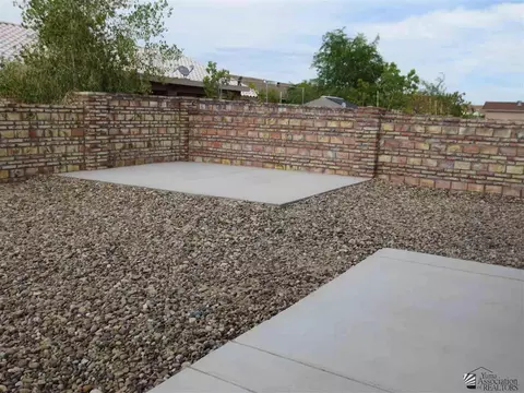 10136 E 37 St, Yuma, AZ 85365 photo 17