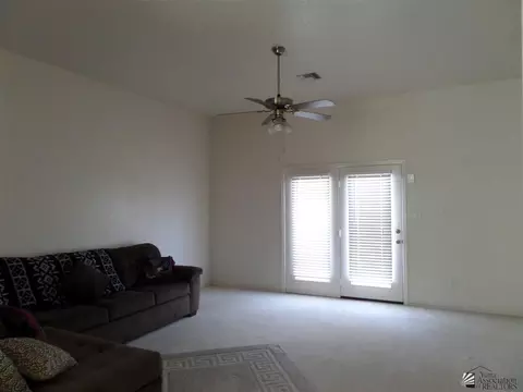 10580 E 38 St, Yuma, AZ 85365 photo 3