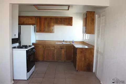 182 E 25 Pl, Yuma, AZ 85364 photo 3