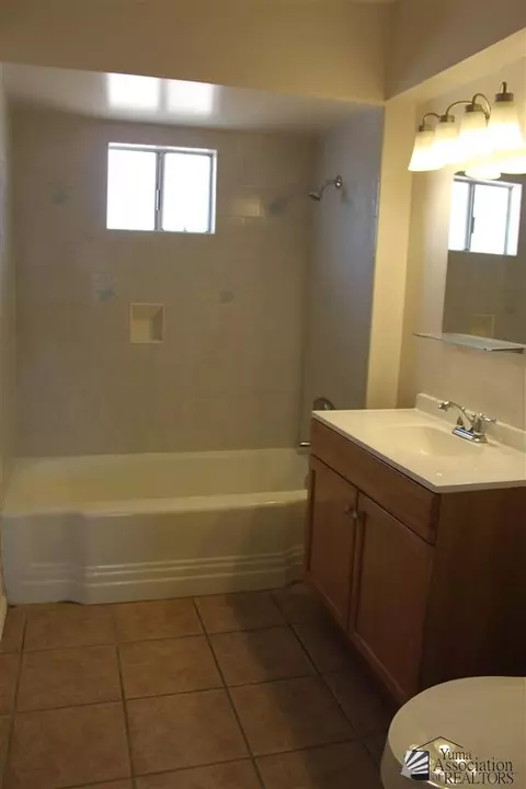 182 E 25 Pl, Yuma, AZ 85364 photo 9