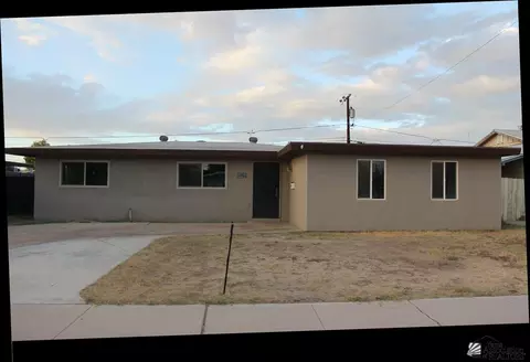 182 E 25 Pl, Yuma, AZ 85364 photo 1