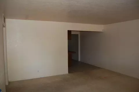 904 E 25 St, Yuma, AZ 85364 photo 4