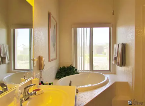 10584 E 37 Pl, Yuma, AZ 85365 photo 12