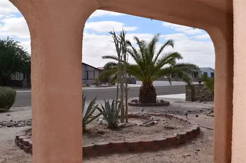 13824 E 52 St, Yuma, AZ 85367 photo 2