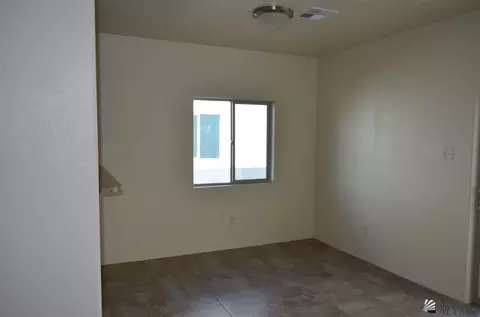 746 E Arena Dr, San Luis, AZ 85349 photo 5