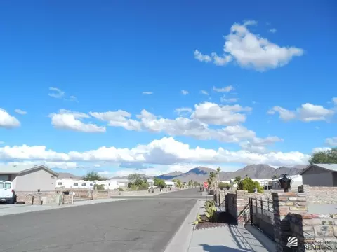 13301 E 52 Dr, Yuma, AZ 85367 photo 2
