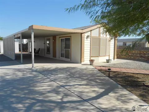 12546 E 44 Dr, Yuma, AZ 85367 photo 1