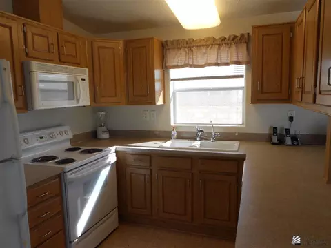 12546 E 44 Dr, Yuma, AZ 85367 photo 9