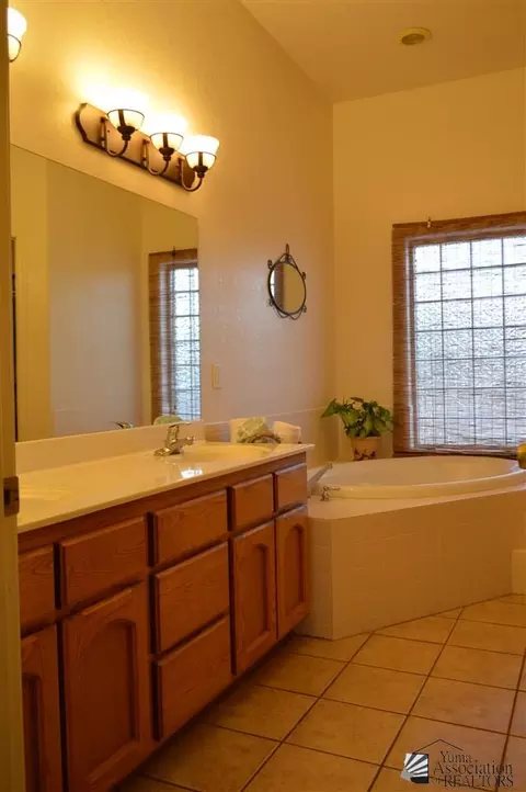 10726 E 39 Pl, Yuma, AZ 85365 photo 11