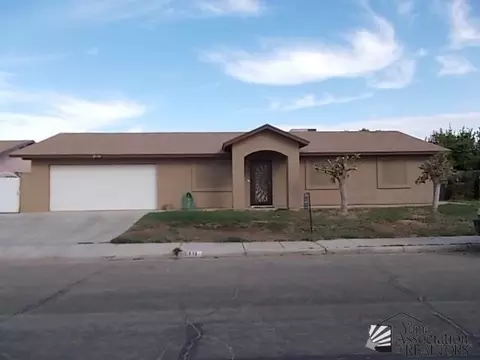 2119 S 46 Dr, Yuma, AZ 85364 photo 1