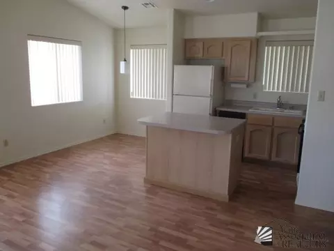 13706 E 49 St, Yuma, AZ 85367 photo 2