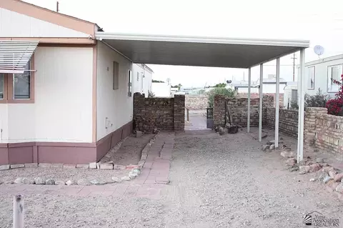 9468 E Saddle Dr, Yuma, AZ 85365 photo 3