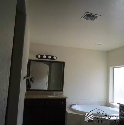 6349 E 47 St, Yuma, AZ 85365 photo 12
