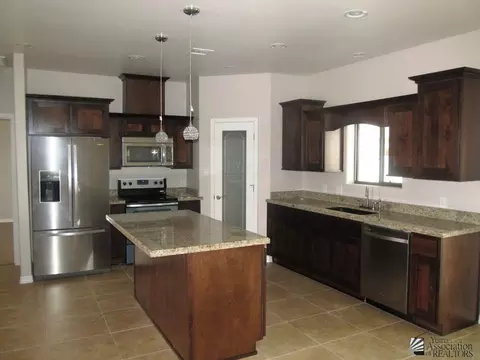 490 E 12 Pl, Somerton, AZ 85350 photo 7