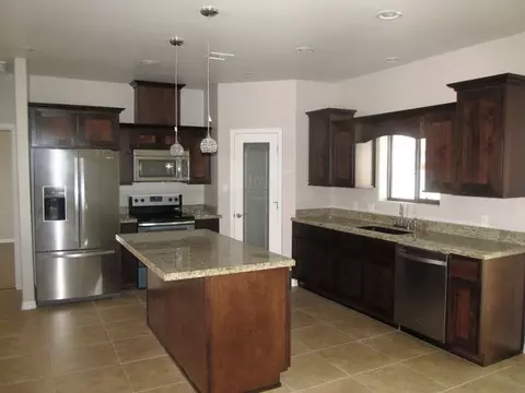 490 E 12 Pl, Somerton, AZ 85350 photo 7