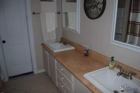 1404 E Sunset Ct, Yuma, AZ 85364 photo 10