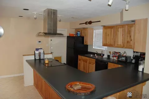 1404 E Sunset Ct, Yuma, AZ 85364 photo 4
