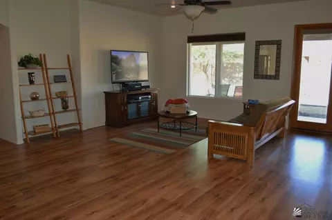 7944 E 37 St, Yuma, AZ 85365 photo 2