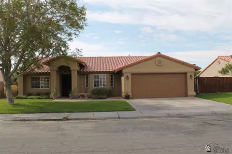 7871 E Topeka Pl, Yuma, AZ 85365 photo 1