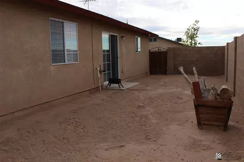 8764 E 37 Pl, Yuma, AZ 85365 photo 18