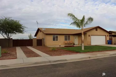 8764 E 37 Pl, Yuma, AZ 85365 photo 2