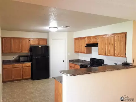 6364 E 44th Pl, Yuma, AZ 85365 photo 4