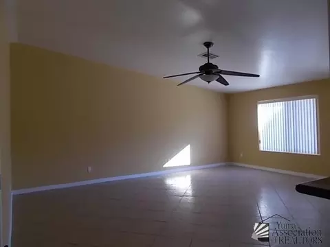 6091 E 43 Pl, Yuma, AZ 85365 photo 2