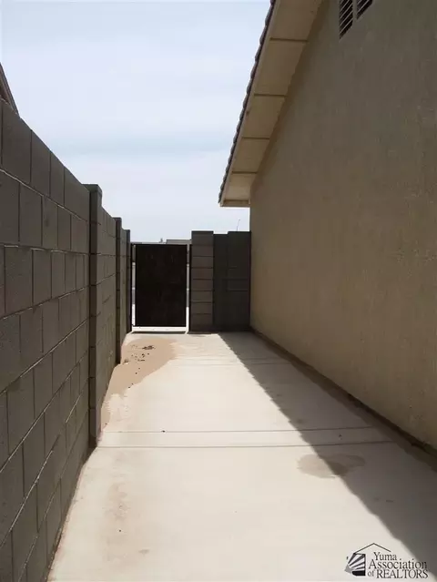 6356 E 45 Pl, Yuma, AZ 85365 photo 4