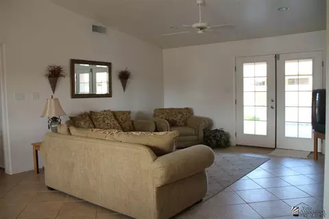 11838 E Alpha Way, Yuma, AZ 85365 photo 2