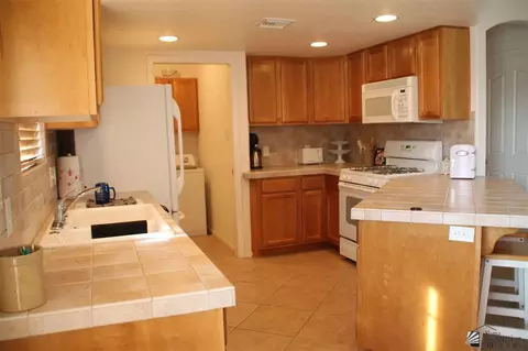 11838 E Alpha Way, Yuma, AZ 85365 photo 4