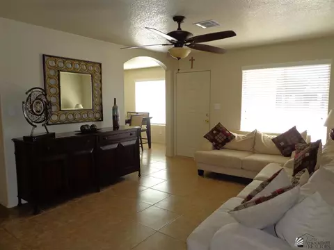 7564 E 40 Pl, Yuma, AZ 85365 photo 2