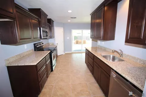 2229 E 24 Pl, Yuma, AZ 85365 photo 5