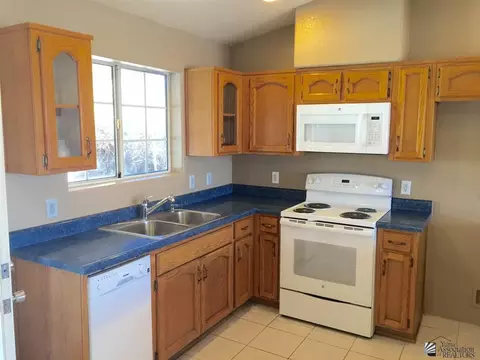 10760 E 37 St, Yuma, AZ 85365 photo 9