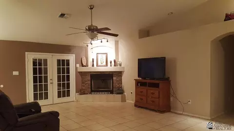 10409 E 37 St, Yuma, AZ 85365 photo 4