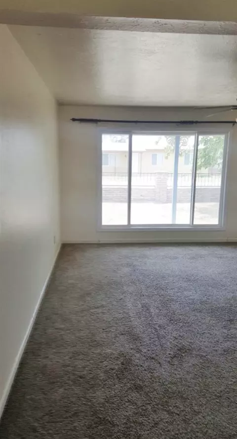 2036 E 25 Pl, Yuma, AZ 85365 photo 3