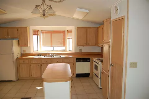11408 E 37 St, Yuma, AZ 85367 photo 5