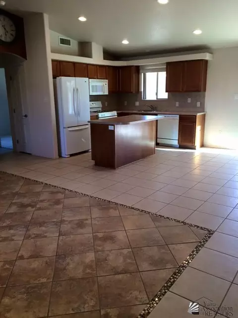 11859 E 28 Pl, Yuma, AZ 85367 photo 9