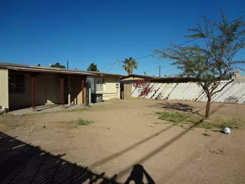 915 E 24 Pl, Yuma, AZ 85365 photo 9