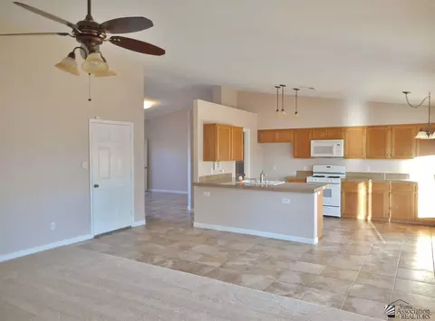 8693 E 24 Ln, Yuma, AZ 85365 photo 3