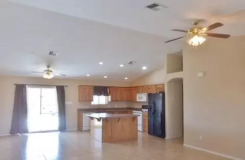 9703 E 38 Pl, Yuma, AZ 85365 photo 4