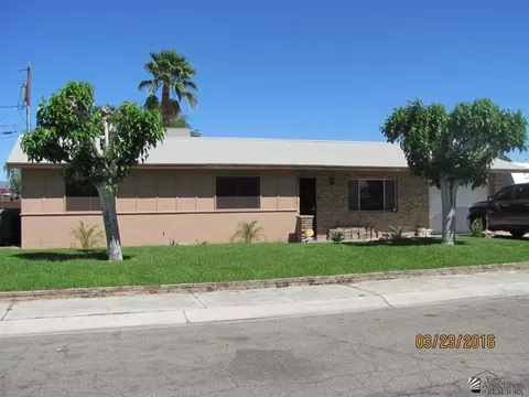 1582 E 23 St, Yuma, AZ 85365 photo 1
