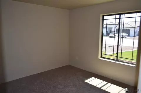 390 E 13 Pl, Somerton, AZ 85350 photo 12