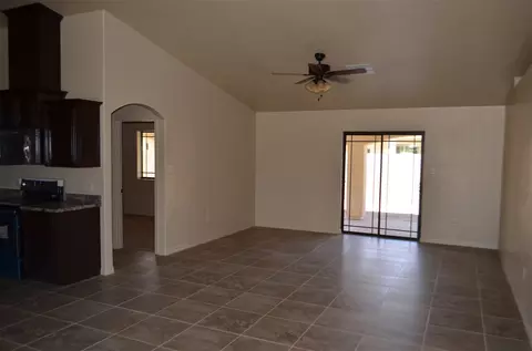 390 E 13 Pl, Somerton, AZ 85350 photo 4