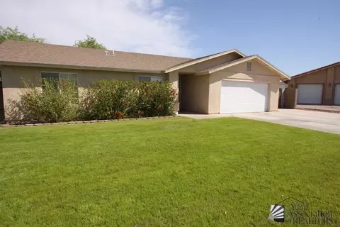 6388 E 45 Ln, Yuma, AZ 85365 photo 2