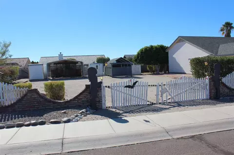 10667 E 35 Pl, Yuma, AZ 85367 photo 4