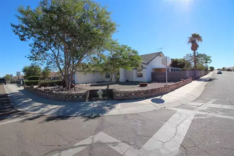 10667 E 35 Pl, Yuma, AZ 85367 photo 3