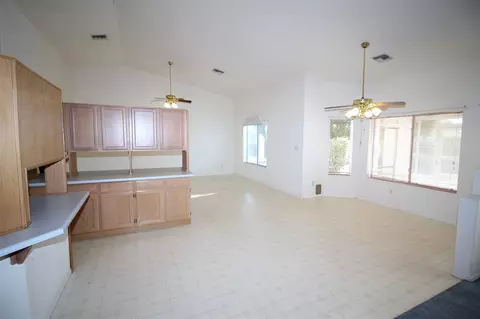 10667 E 35 Pl, Yuma, AZ 85367 photo 7