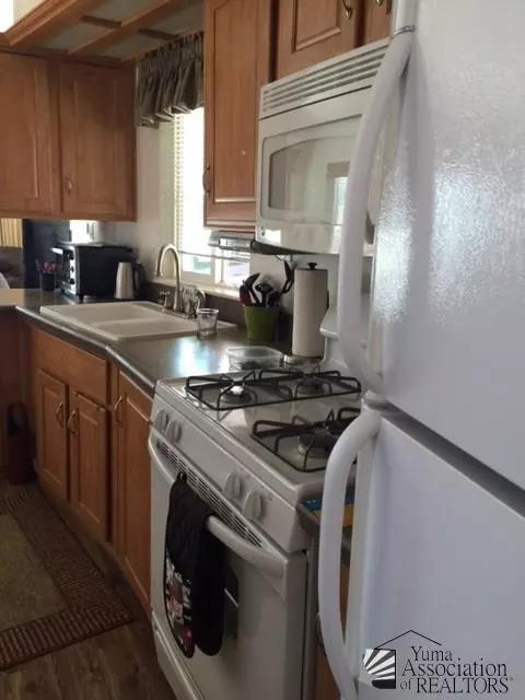 10324 E Compadre Ln, Yuma, AZ 85365 photo 5