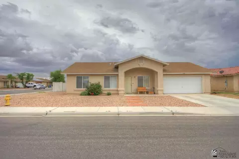 6381 E 44 St, Yuma, AZ 85365 photo 2
